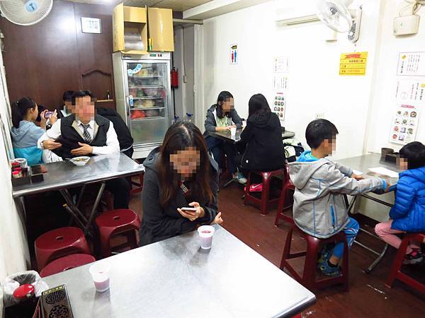 【板橋美食】阿華肉羹-不勾欠的肉羹湯