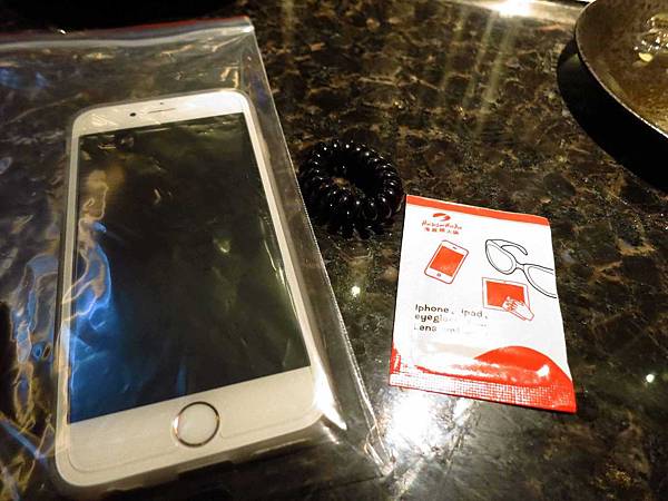 【台北火鍋】海底撈-現場變臉、手工現拉麵的四川麻辣火鍋店