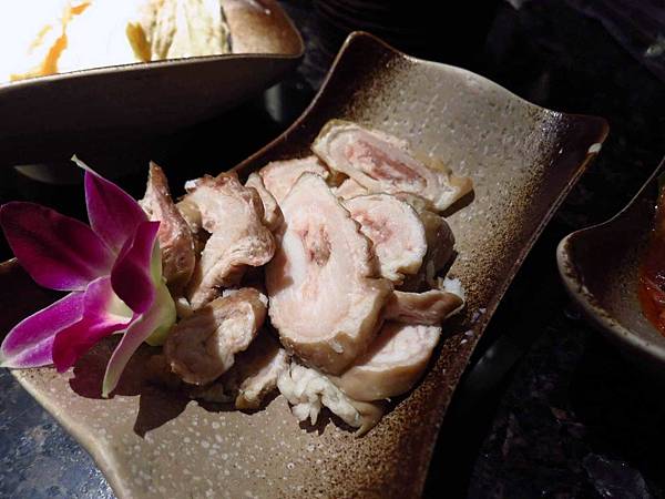 【台北火鍋】海底撈-現場變臉、手工現拉麵的四川麻辣火鍋店