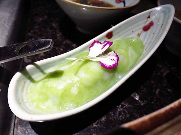 【台北火鍋】海底撈-現場變臉、手工現拉麵的四川麻辣火鍋店