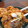 【東京美食】元祖バカ盛丼-500元銅板美食，15塊炸雞丼飯，份量爆表