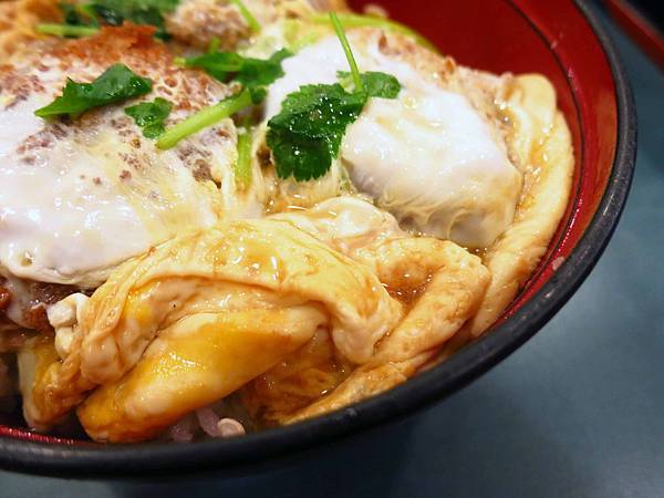 【東京美食】小諸そば-500元銅板美食豬肉餅丼飯