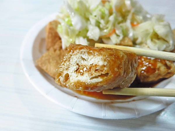 【蘆洲美食】中央路阿嬤臭豆腐-超人氣臭豆腐店