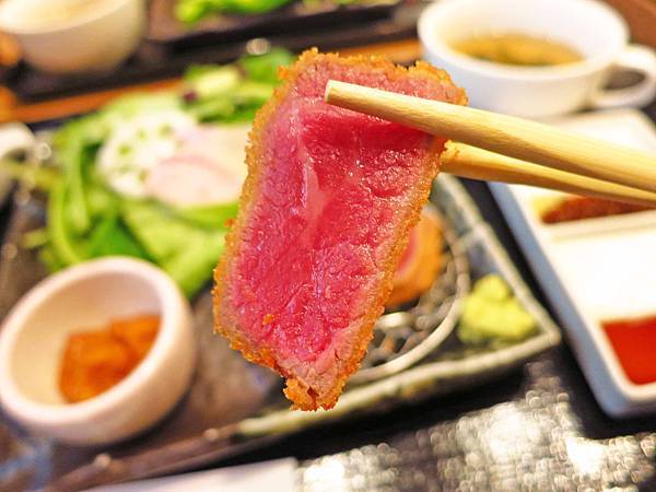 【東京美食】牛かつあおな-平價炸A5和牛牛肉排