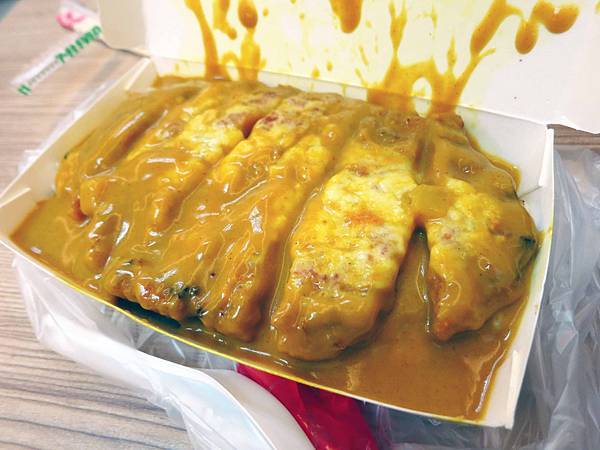 【蘆洲美食】焗烤豬扒飯-份量大的炸豬排炒飯 【蘆洲美食】焗烤豬扒飯-份量大的炸豬排炒飯