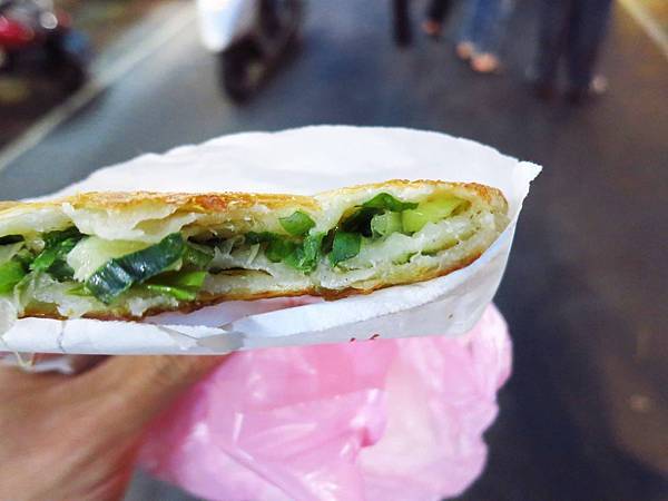 【蘆洲美食】蘆洲總讚手作蔥餅-在地人極力推薦美食