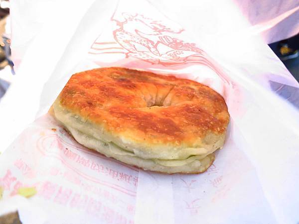 【蘆洲美食】蘆洲總讚手作蔥餅-在地人極力推薦美食