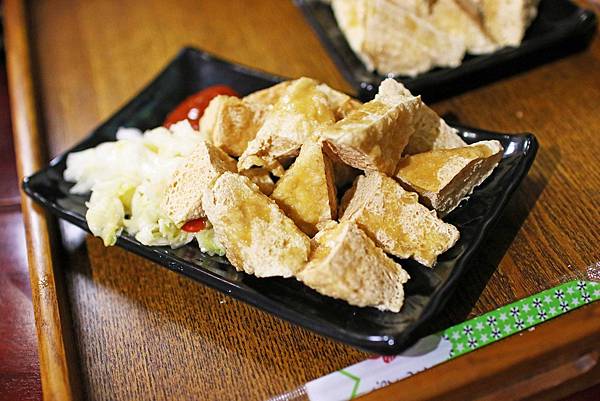 【桃園美食】郭記腸蚵麵線-中正路推薦小吃、現炸臭豆腐、雞排