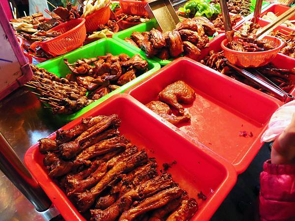 【蘆洲美食】胖阿姨碳烤-夜市裡的超人氣炭烤店