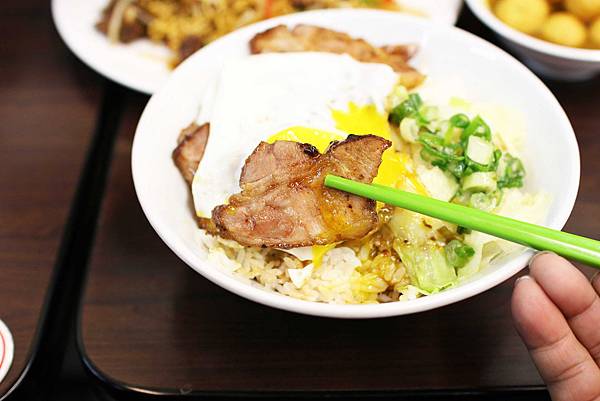 【桃園餐廳】銅鑼灣港式美食-比黯然銷魂飯還強的叉燒飯