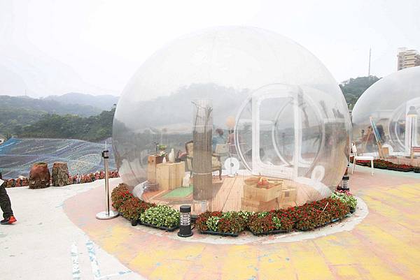 【台北旅遊】星空草原-寶特瓶也能成藝術品的親子景點