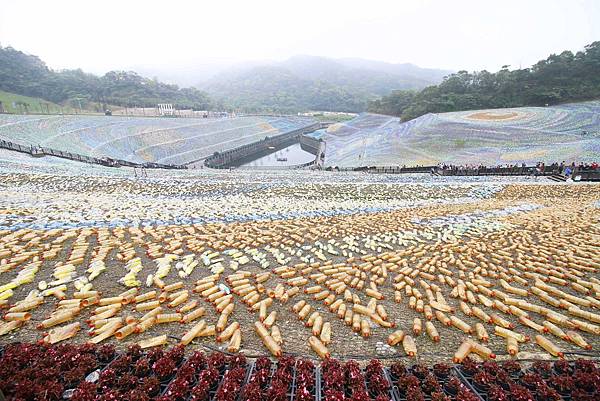 【台北旅遊】星空草原-寶特瓶也能成藝術品的親子景點