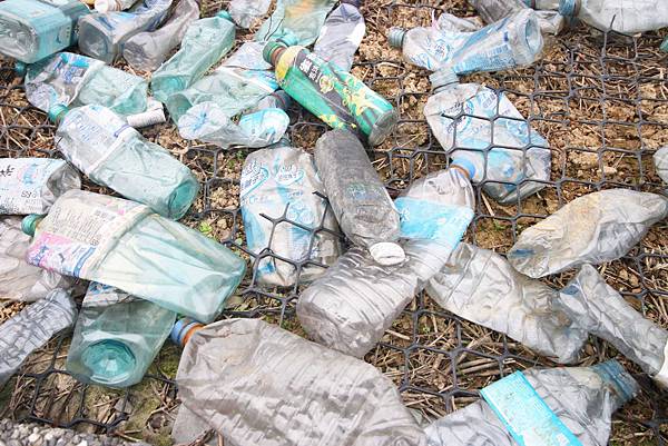 【台北旅遊】星空草原-寶特瓶也能成藝術品的親子景點