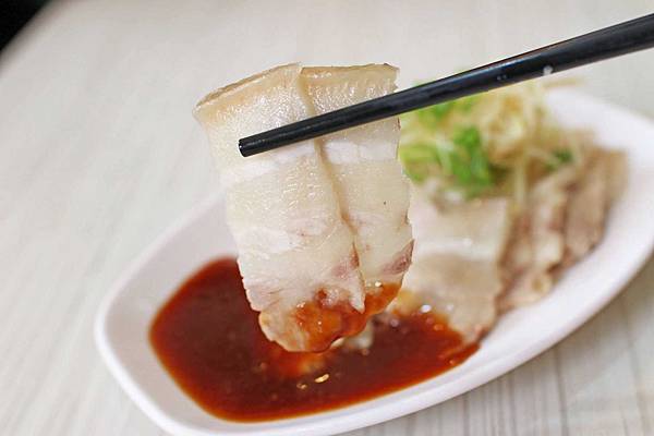 【蘆洲美食】豪肉羹魯肉飯-傳承20年手藝的巷弄隱藏版美食