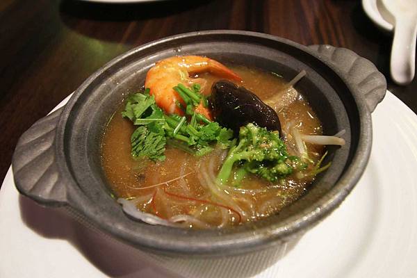 【台北餐廳】潮坊港式料理吃到飽-核彈級的威力