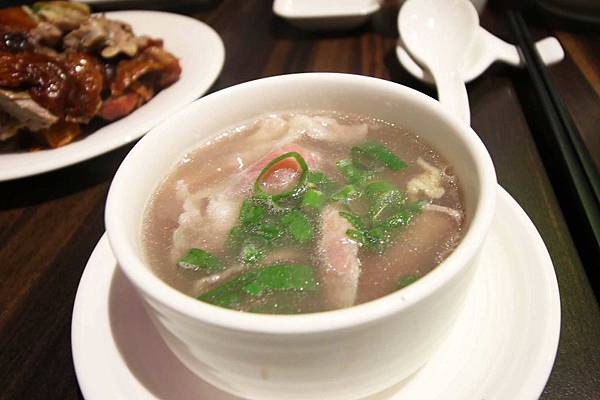 【台北餐廳】潮坊港式料理吃到飽-核彈級的威力