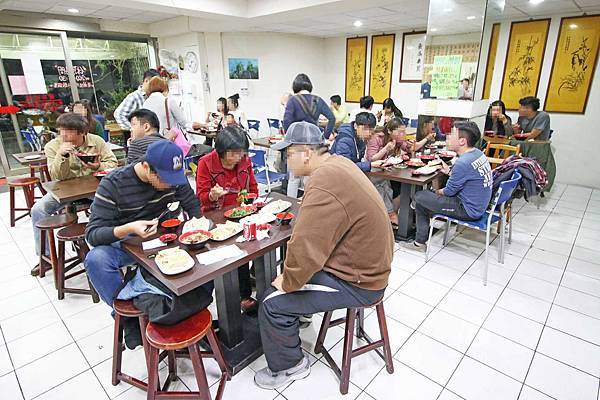 【新竹餐廳】中大水餃鍋貼館-五花十色的水餃