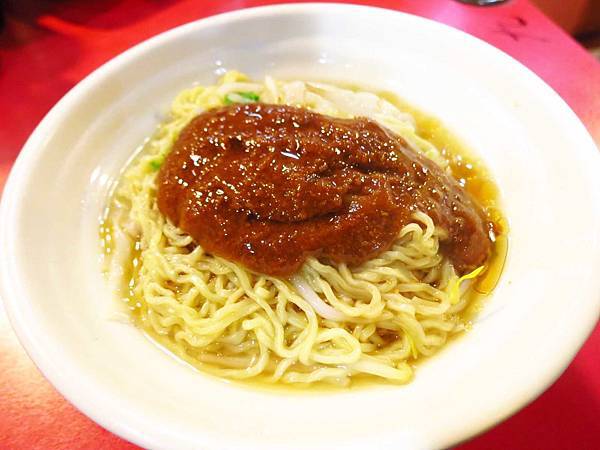 【蘆洲美食】小林紅油抄手-55元就能吃到抄手麵