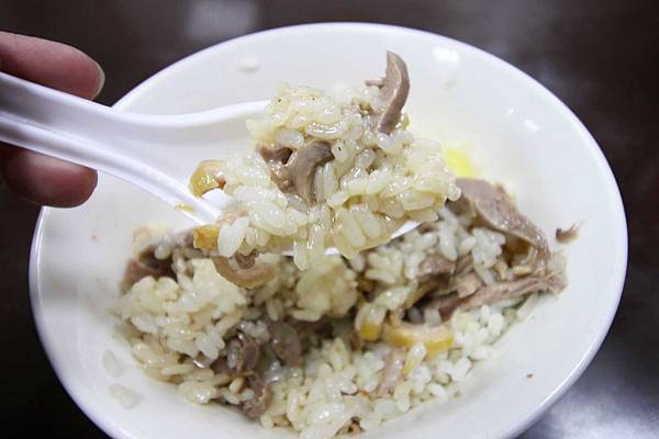 【新竹美食】廟口鴨香飯-新竹都城隍廟必吃美食
