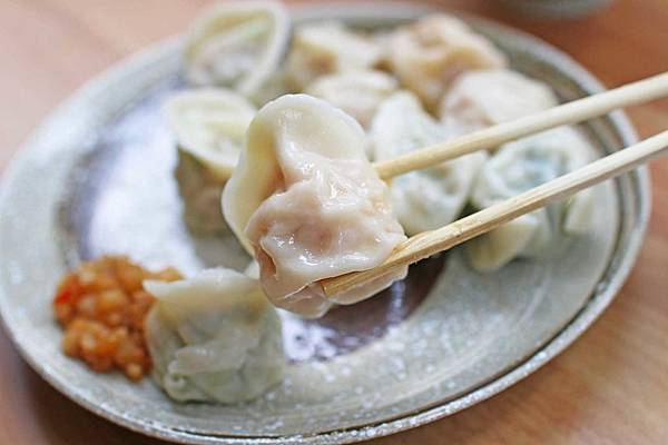 【台北美食】Ha婆蚵仔麵線手工餃子-特殊的辣蘿蔔‬蚵仔麵線