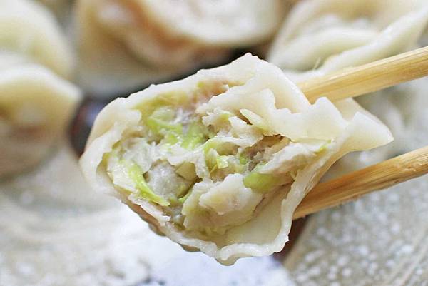 【台北美食】Ha婆蚵仔麵線手工餃子-特殊的辣蘿蔔‬蚵仔麵線