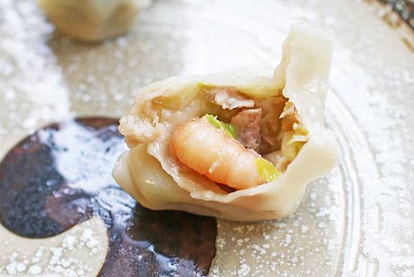 【台北美食】Ha婆蚵仔麵線手工餃子-特殊的辣蘿蔔‬蚵仔麵線