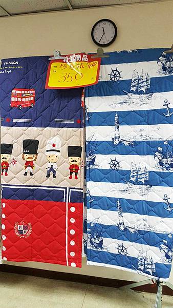 【比網路書店更便宜】暢銷新書、兒童書、工具書全面下殺６９折，流行背包、後背包全面下殺３折起。新竹活力廣場特賣會