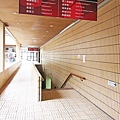 【比網路書店更便宜】暢銷新書、兒童書、工具書全面下殺６９折，流行背包、後背包全面下殺３折起。新竹活力廣場特賣會