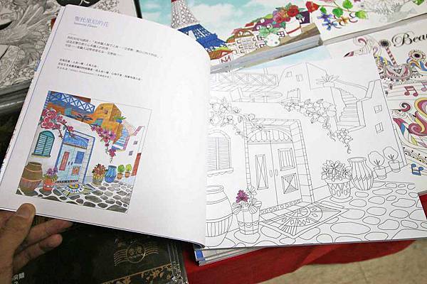 【比網路書店更便宜】暢銷新書、兒童書、工具書全面下殺６９折，流行背包、後背包全面下殺３折起。新竹活力廣場特賣會