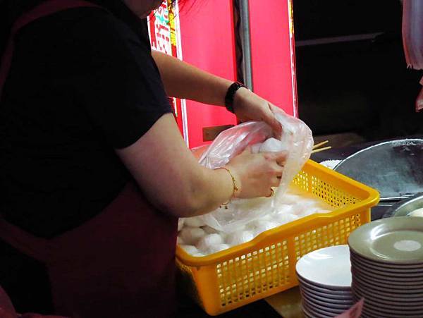 【台北美食】祥記純糖燒麻糬-特殊的冰火麻糬冰