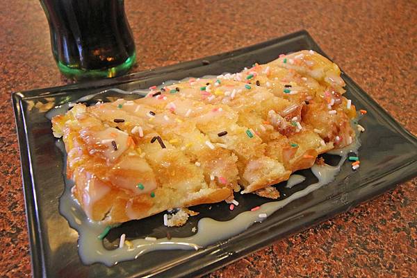 【桃園餐廳】四五六年級吃喝小館-中壢懷舊主題餐廳，打造復古氣息