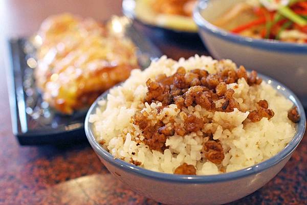 【桃園餐廳】四五六年級吃喝小館-中壢懷舊主題餐廳，打造復古氣息【桃園餐廳】四五六年級吃喝小館-中壢懷舊主題餐廳，打造復古氣息