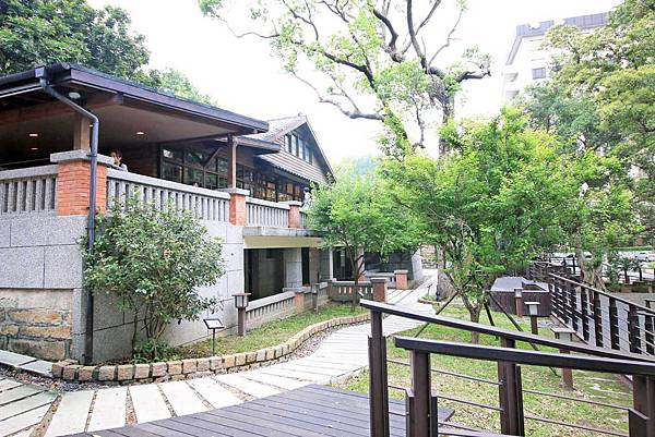 【台北旅遊】北投一日遊-溫泉旅遊之行、博物館、地熱谷