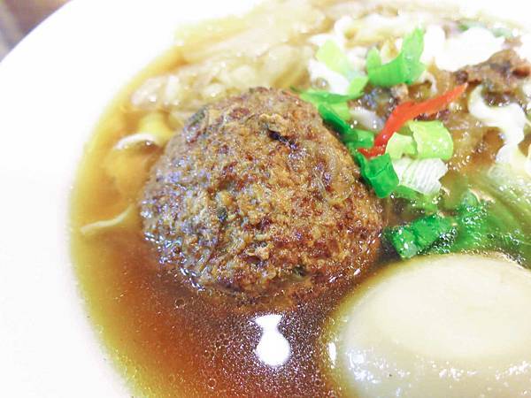 【永和美食】吃吃吃麵飯館-隱藏在巷弄的美食餐廳