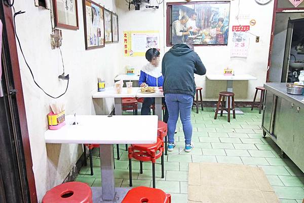 【新竹美食】北門炸粿-12元蚵仔嗲、10元米糕超便宜銅板美食【新竹美食】北門炸粿-12元蚵仔嗲、10元米糕超便宜銅板美食