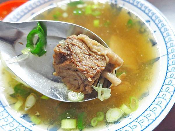 【台北美食】新營人牛肉-平價版的台灣牛肉美食 【台北美食】新營人牛肉-平價版的台灣牛肉美食