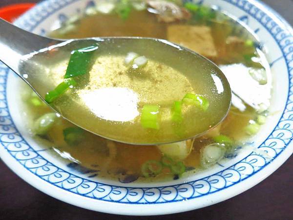 【台北美食】新營人牛肉-平價版的台灣牛肉美食 【台北美食】新營人牛肉-平價版的台灣牛肉美食