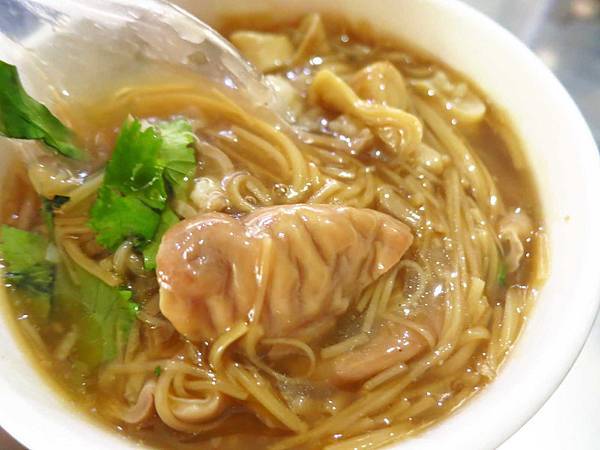 【蘆洲美食】葉記大腸麵線-在地人極力推薦的麵線店 【蘆洲美食】葉記大腸麵線-在地人極力推薦的麵線店