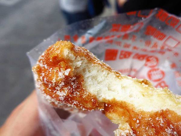 【台北美食】脆皮鮮奶甜甜圈-台灣創新口味甜甜圈