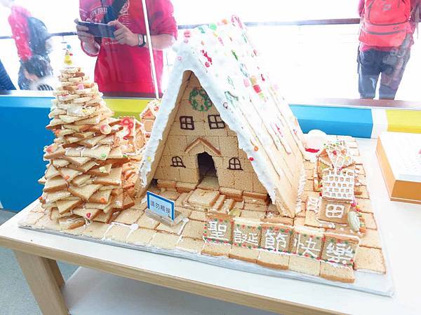 【桃園旅遊】金格食品-親子DIY脆餅小木屋