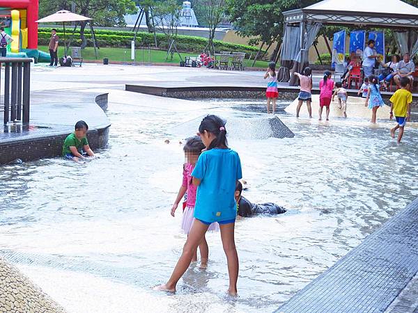 【桃園旅遊】巧克力共和國-親子巧克力觀光工廠DIY