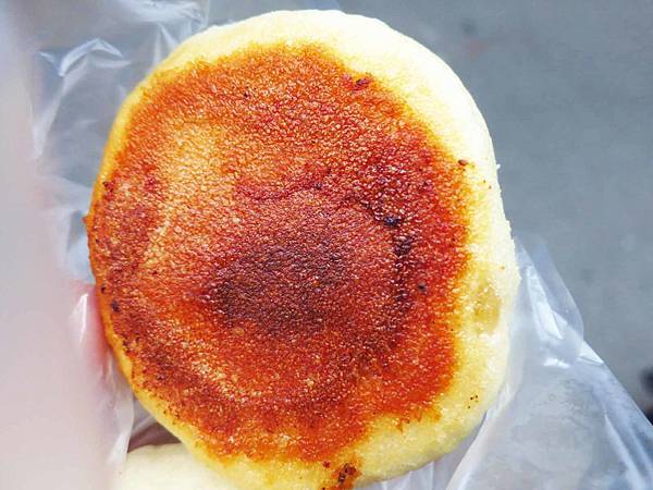 【蘆洲美食】港式阿郎鮮肉包-皮薄餡多會爆漿的水煎包