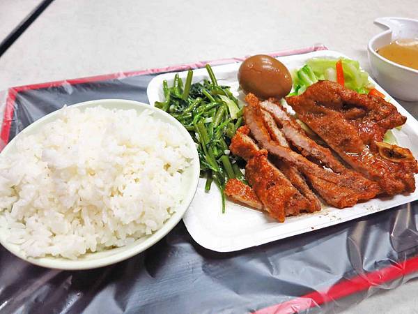 【蘆洲美食】陳記小館-在地人極力推薦高品質便當店 【蘆洲美食】陳記小館-在地人極力推薦高品質便當店