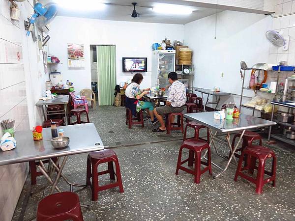 【新莊美食】福樂街油飯-巷弄裡的銅板美食