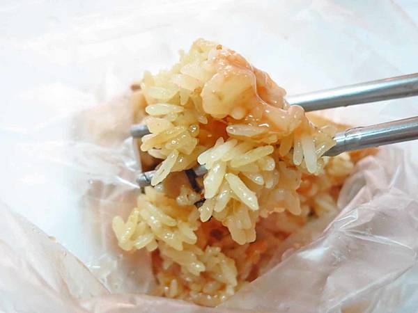 【新莊美食】福樂街油飯-巷弄裡的銅板美食