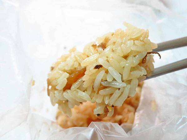 【新莊美食】福樂街油飯-巷弄裡的銅板美食