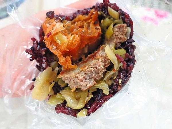 【桃園美食】＋－吃早午餐店-專賣紫米黑心早餐店