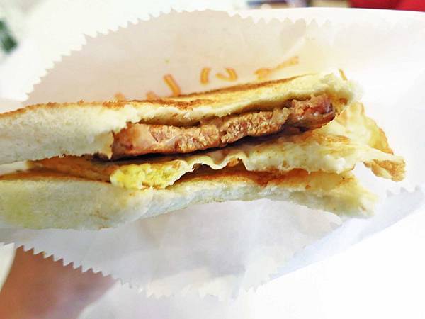 【永和美食】碳之家-肉蛋碳烤三明治早餐店
