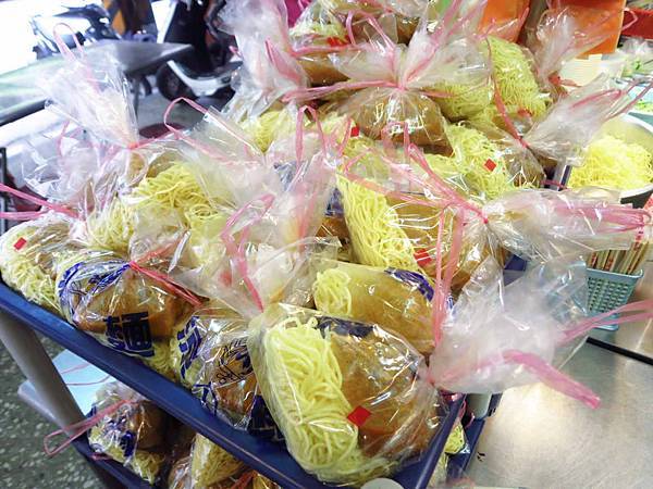 【中和美食】洪記特製涼麵-40元超大份量涼麵