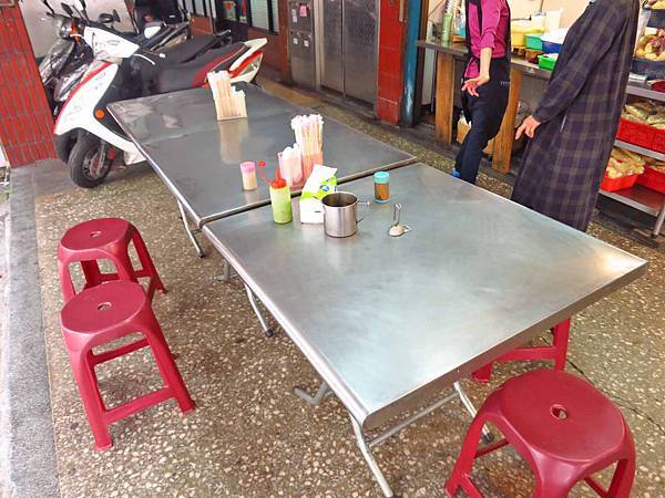 【中和美食】洪記特製涼麵-40元超大份量涼麵